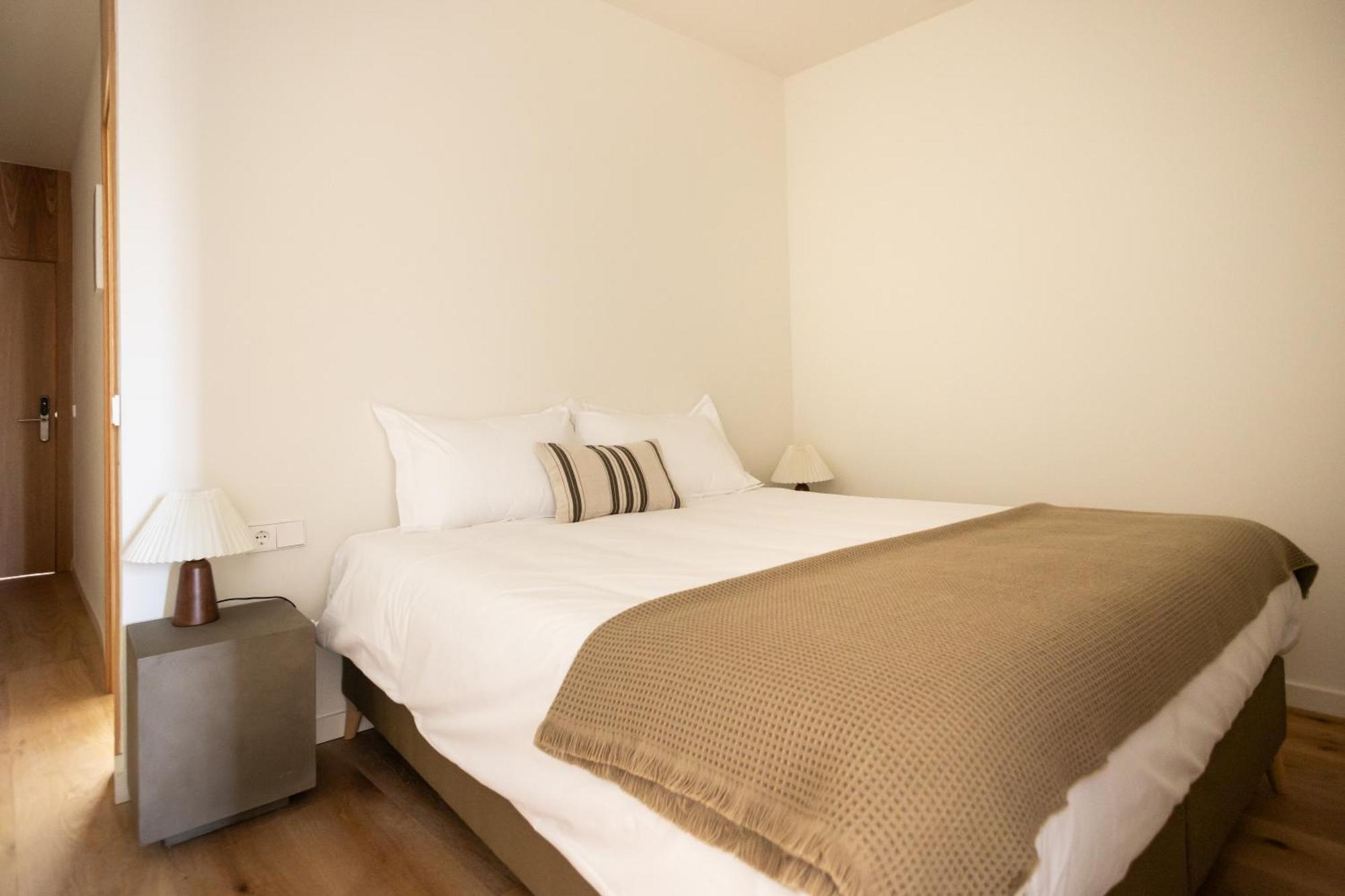 Azcarraga Apartments Овьедо Экстерьер фото