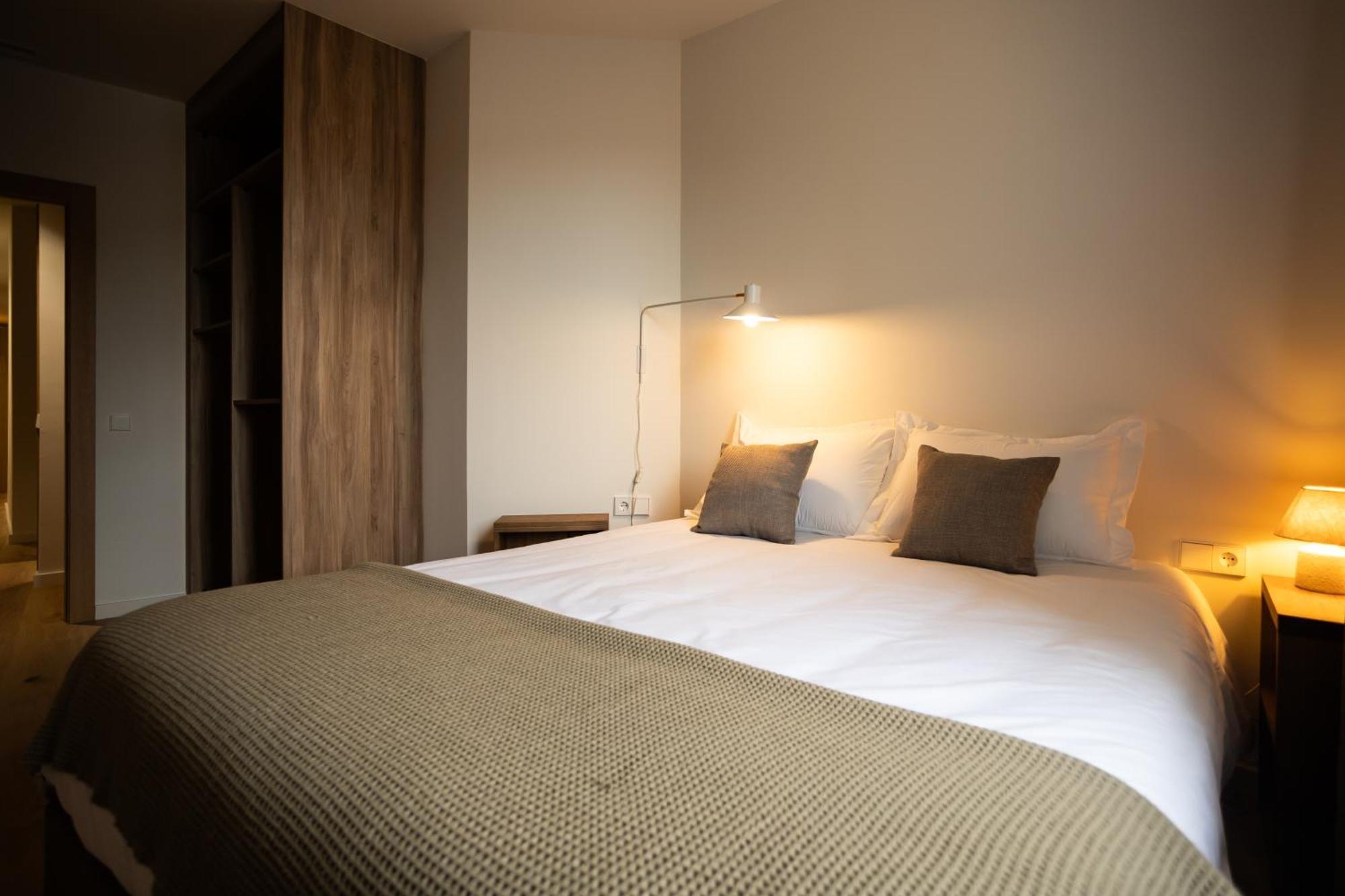 Azcarraga Apartments Овьедо Экстерьер фото